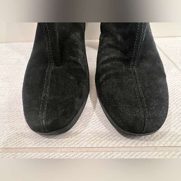 Aquatalia by Marvin K, Black Quilted Suede Mid-Calf 
Boot, Size 7.5 - Picture 13 of 16